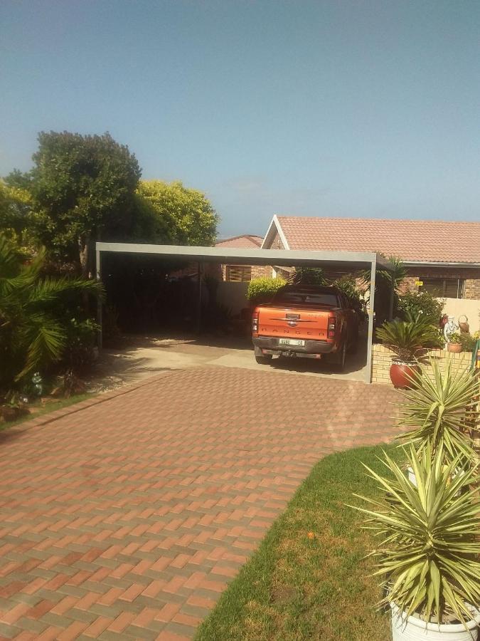 Chardonnay Holiday Apartment Jeffreys Bay Exterior photo